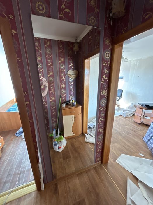 продаю зеркало большое