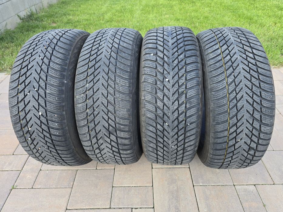 215 55 17 iarna nokian - Piese auto de vânzare | OLX.ro
