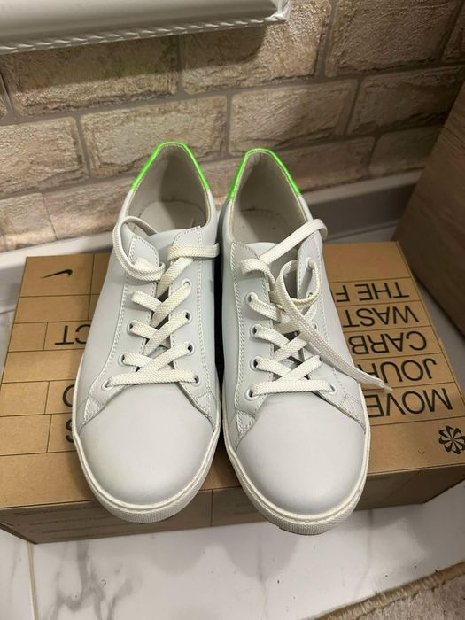 Маратонки естествена кожа