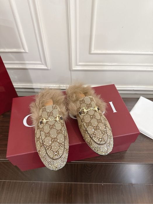 Mocasini Gucci cu pietre