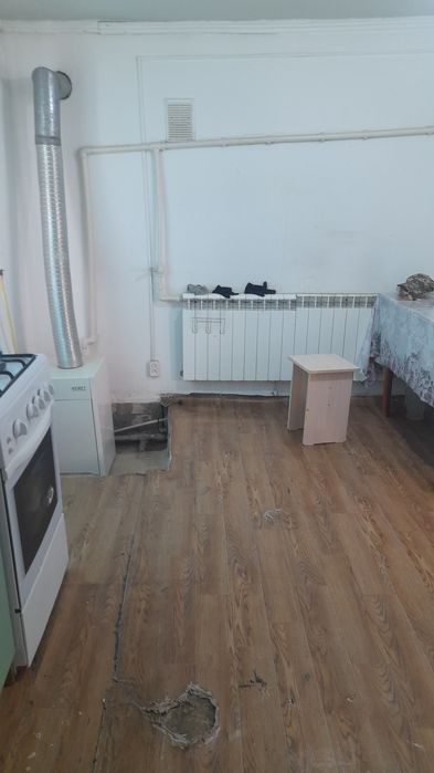 Частный дом   в центре   . Жаркынбаева