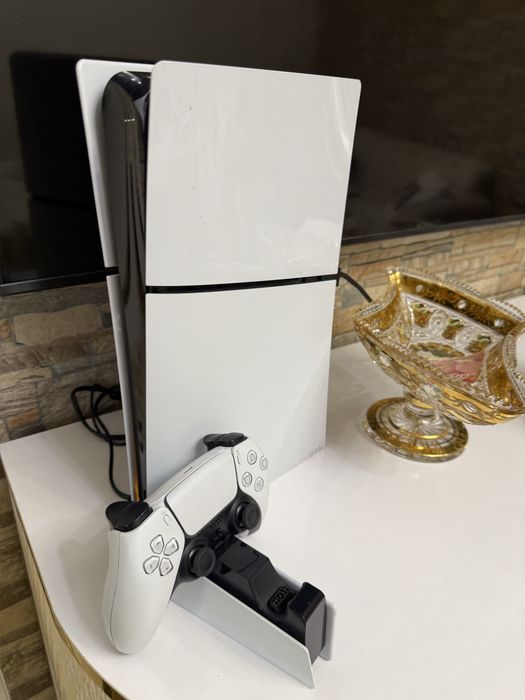 Sony playstation 5  1 ТБ