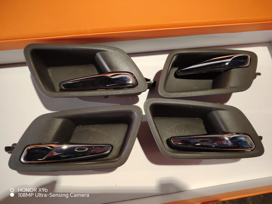 Продам ручки дверей Кобольт