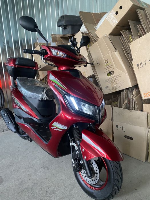 Мопед нлвый 150 куб