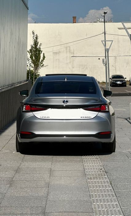Lexus Seria ES Lexus ES300h F Sport facelift exemplar unic