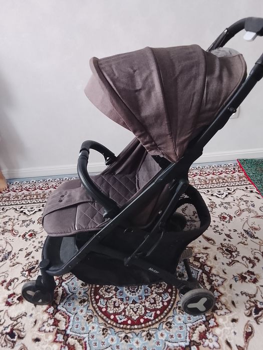 Срочно продам коляска мстар