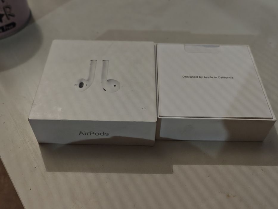 Vând , căști airpods 2  originale .
