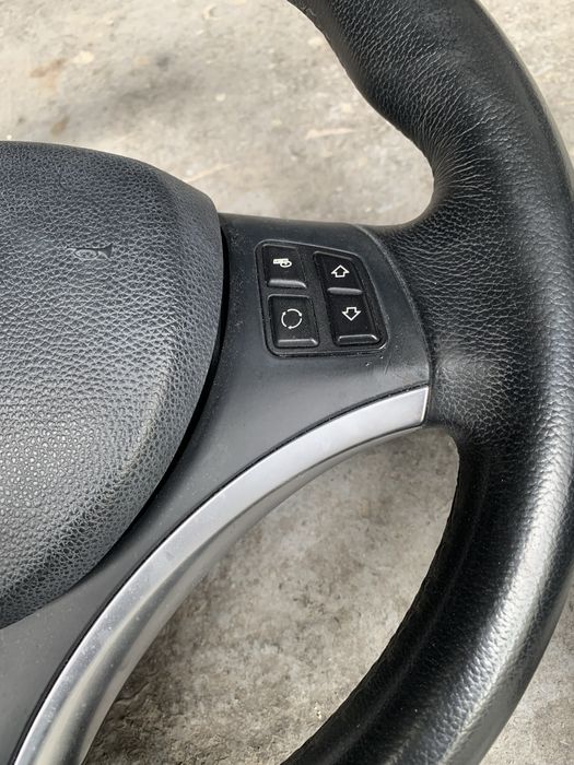 Volan bmw e81/82/87/90/91/92 X1