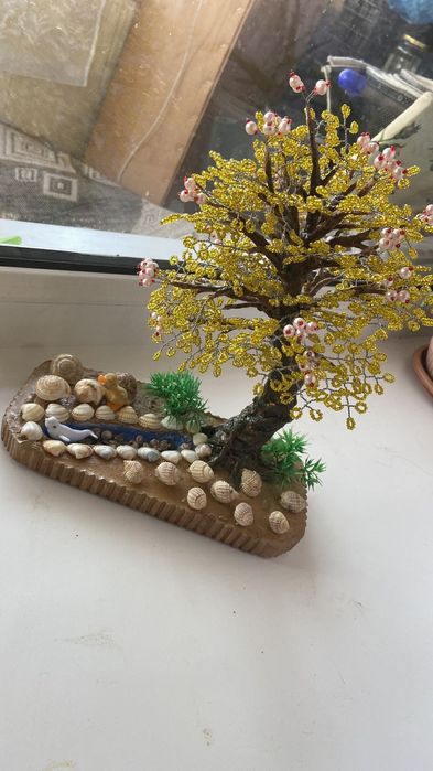 Деревья из бисера ручной работы