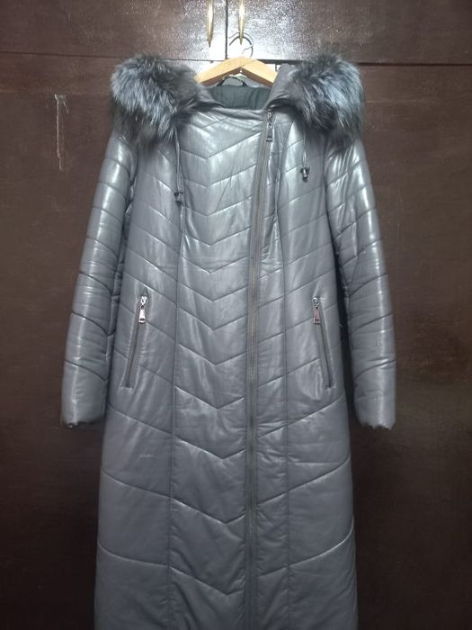 Плащ зимний, мех натуральный