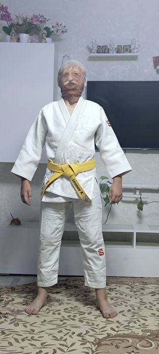 Продам форму дзюдо
