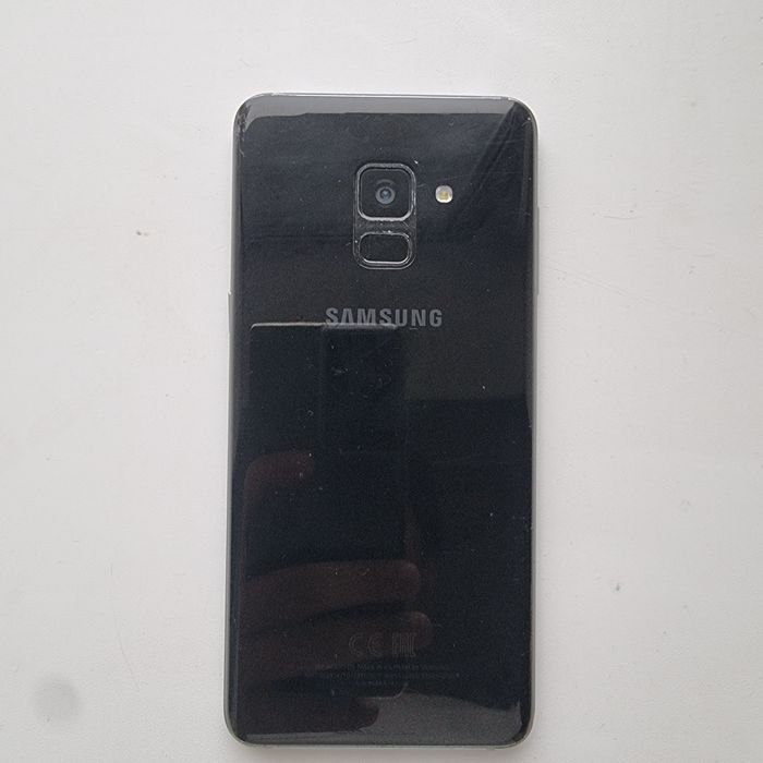 Samsung Galaxy A8 Продаю