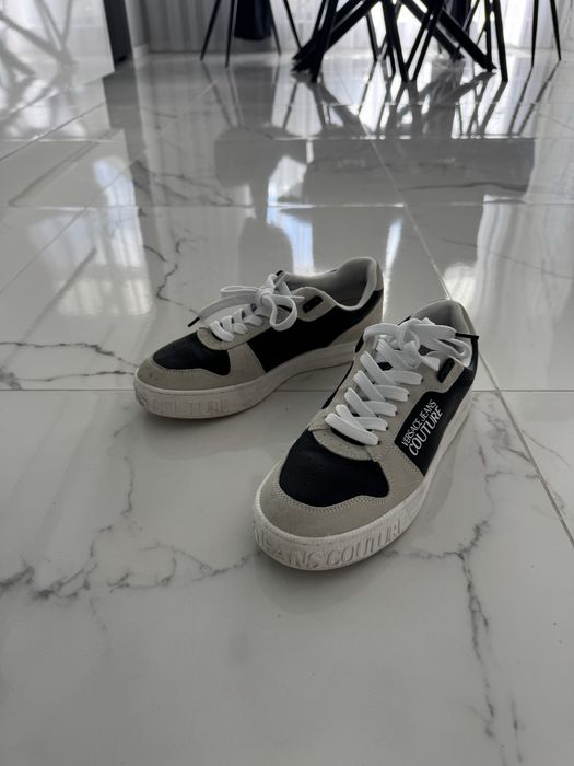 Обувки с велур на  VERSACE JEANS