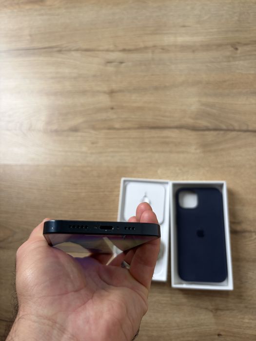 Iphone 13 Midnight - Negru de 128 GB  - Full Box