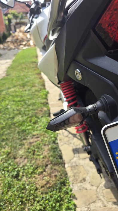 Motocicleta Honda  cb125f