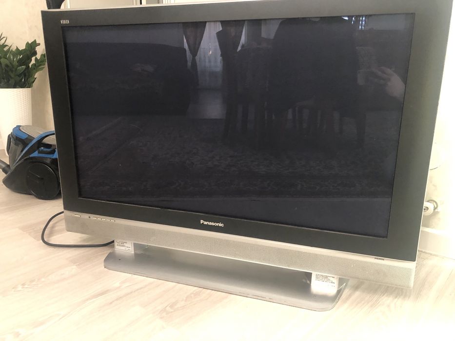 Продам телевизор Panasonic th-42pa60c