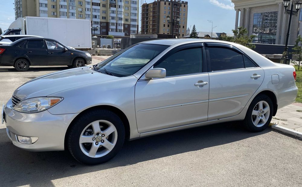 Продам Toyota Camry