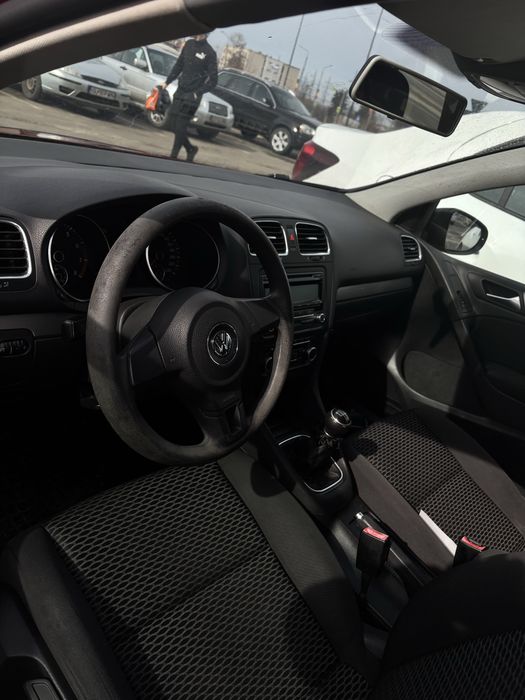 VOLKSWAGEN Golf 2010 — imagine 4
