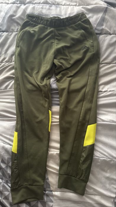 Лот анцузи и суитчери adidas, under armour, nike