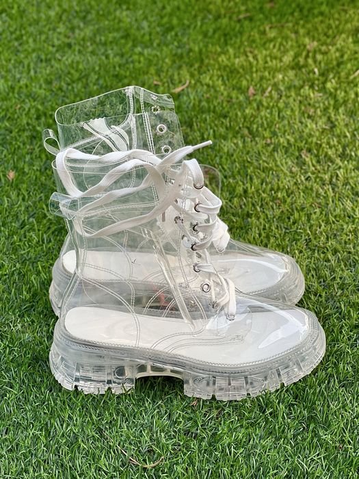 Ботинки                            .