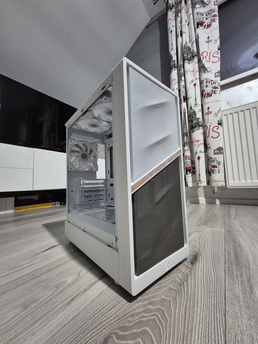 Carcasa PC - alba noua