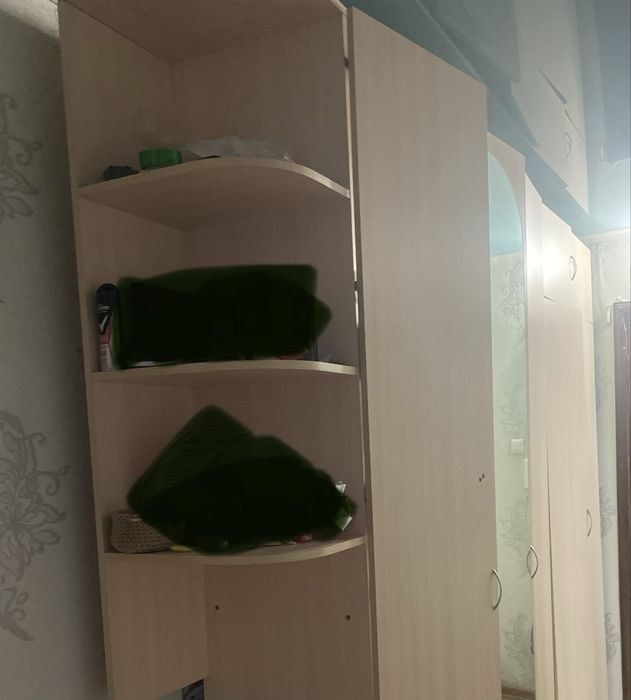 Продам 2 шкафа в хорошем состоянии