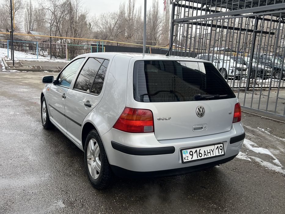 Фольсваген Гольф-4