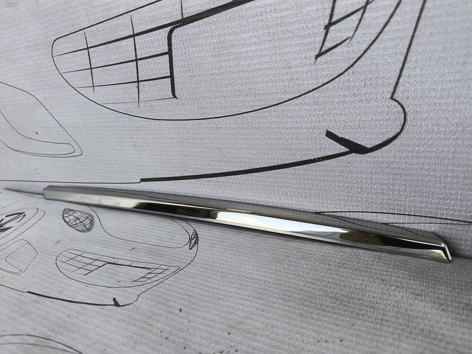 Ornament Cromat Bară Față / Grilă Mercedes-Benz Clasa V / Vito W447 2018 / 2014-2024 Cod OEM A4478830285 (5A3)