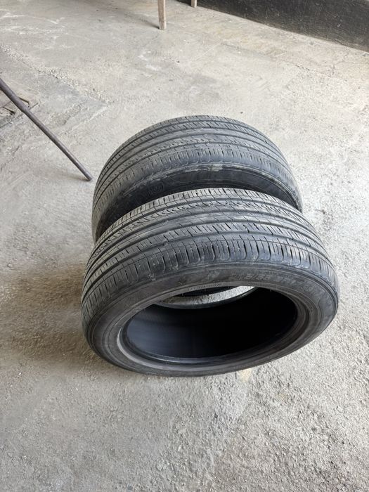 Продается шины 215 55 R17 летный