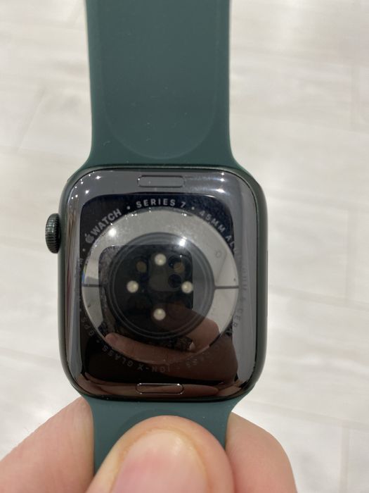 Продам Apple Watch 7 series 45mm