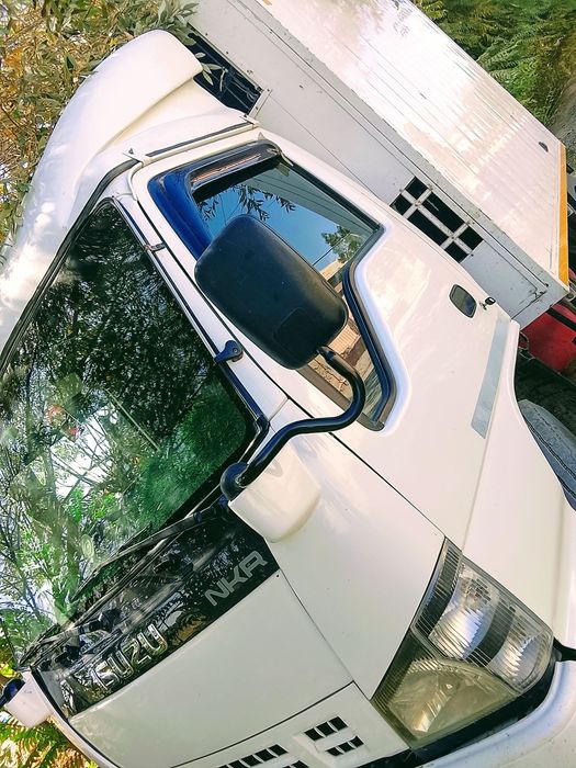 Isuzu  2.5 tonna
