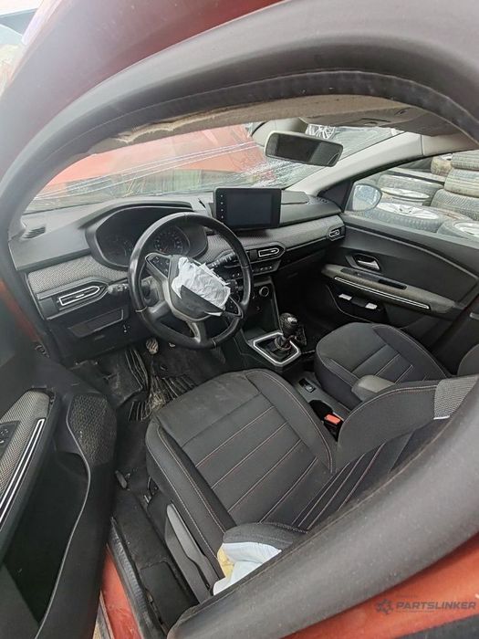 dezmembrez dacia jogger 2024 motor 1.0 b h5d-c4