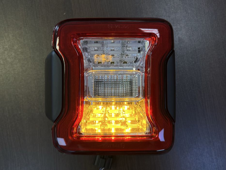 Европейски LED стопове за Jeep Wrangler JL 2018 - 2024