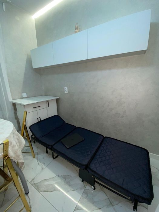 Кровать раскладушка с матрасом