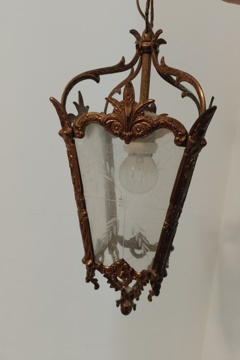 Felinar antic din bronz perioada anilor 1940 ,model deosebit