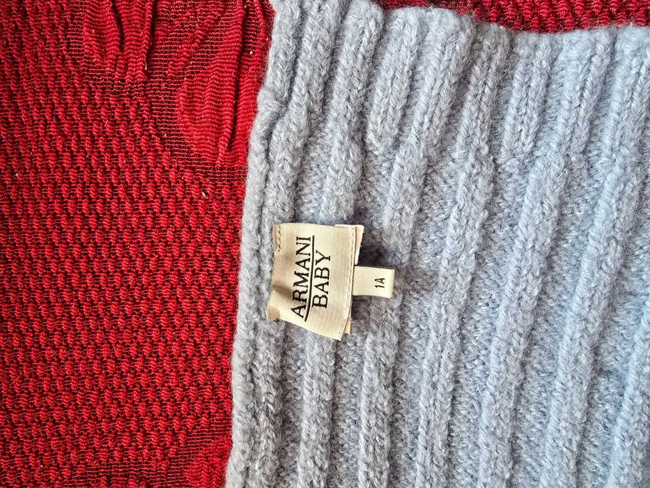 Маркови Шапка и Шал за бебе ARMANI