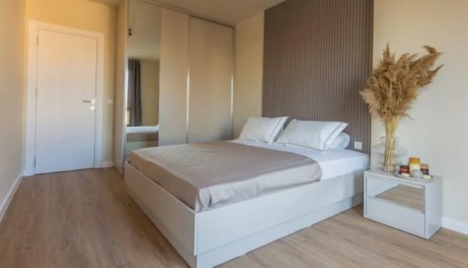 Дава се под наем Двустаен апартамент в София, Център - 68 кв.м за 600 € - Снимка #2