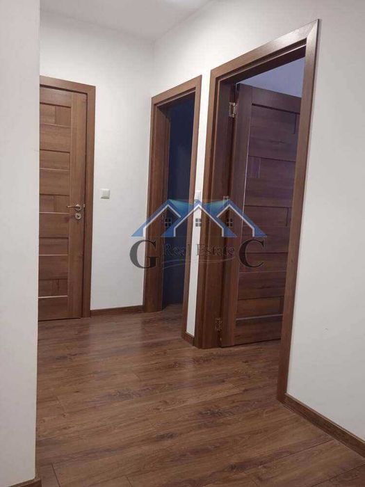 Продава се Двустаен апартамент в Варна, Бриз - 89 кв.м за 2248 €/кв.м - Снимка #9