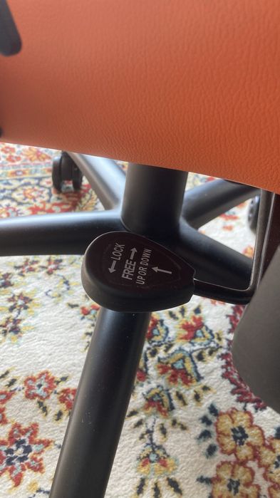 Игровое кресло Cougar Explore Racing