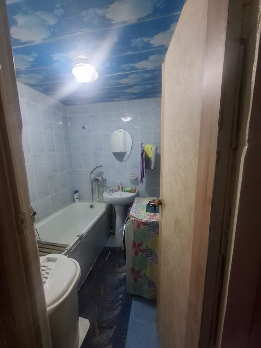 Сергели- 4 3/3/5 2*6 балкон 78 м2 65000 стартовая