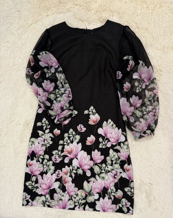 Платье коктейльное