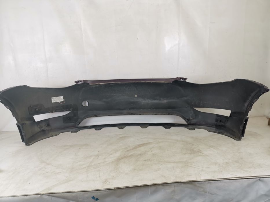 Предна броня Tesla Model Y Оригинална В добро състояние Tesla Model Y