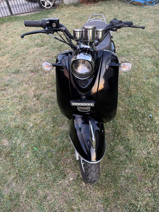 Scuter retro VENUS  acte provenienta 50 cmc