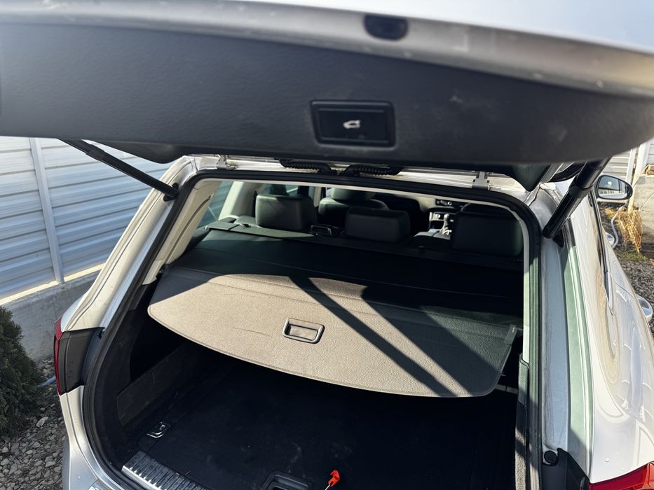 Dezmembrez touareg 7p 3.0 tdi r line crca gri stopuri led bixenon