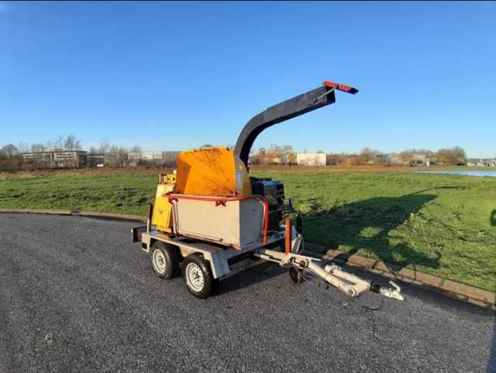 Дробилка за клони Schliesing 330MX