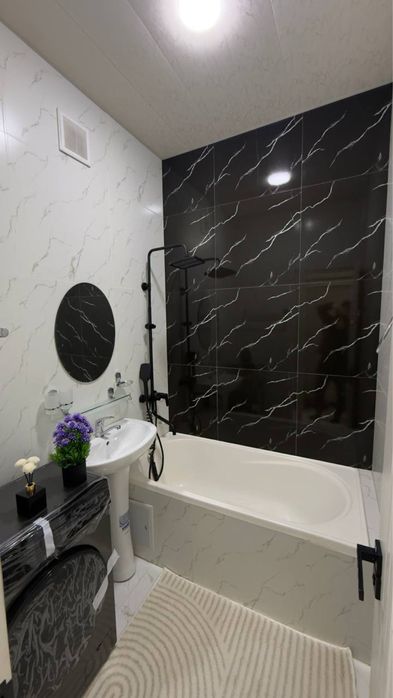 Чиланзар 19 кв    1^2/3/4 Балкон 1.5x3