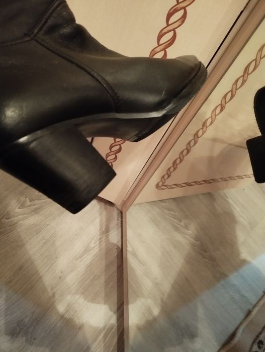 Зимние сапоги Турция 37 размер Baskoni