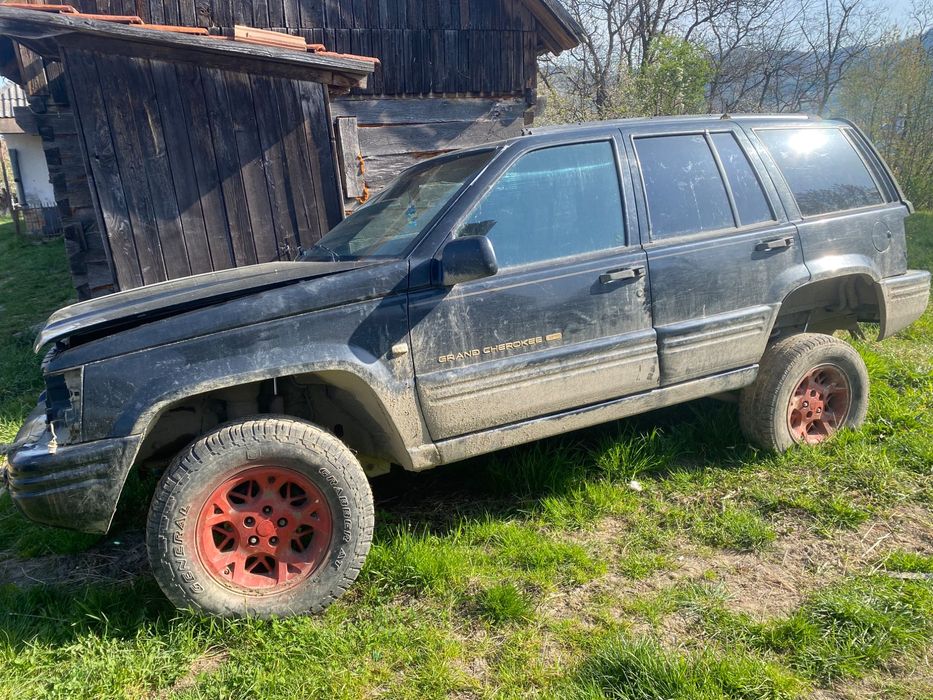 Dezmembrez jeep grand cherokee