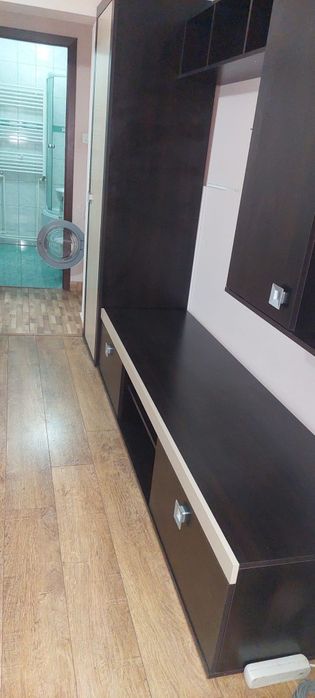 Inchiriez apartament 2 camere semidecomandat