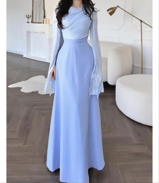 Платье вечернее